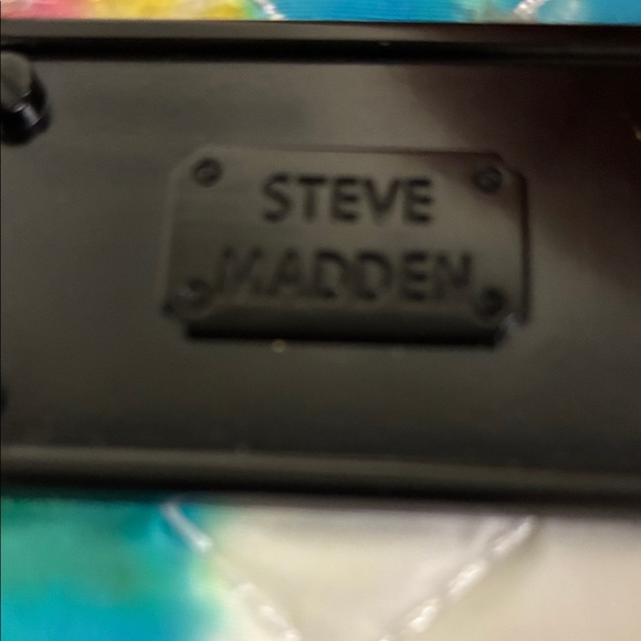 Steve Madden Colorful Crossbody Bag - Picture 2 of 11